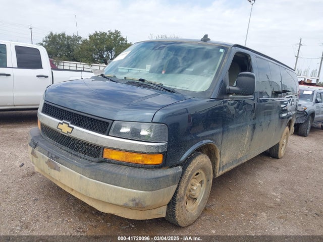 1GAZGPFG5L1168319 Chevrolet Express Passenger Rwd 3500 Extended Wheelbase Lt