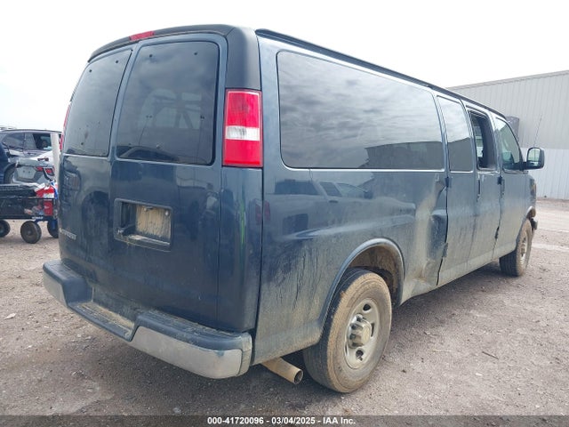 1GAZGPFG5L1168319 Chevrolet Express Passenger Rwd 3500 Extended Wheelbase Lt