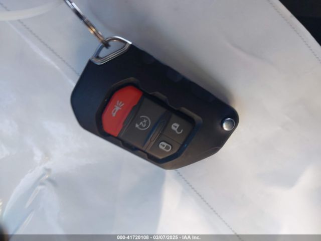 2024 JEEP WRANGLER 4XE 1C4RJXP63RW192404 Photo 10