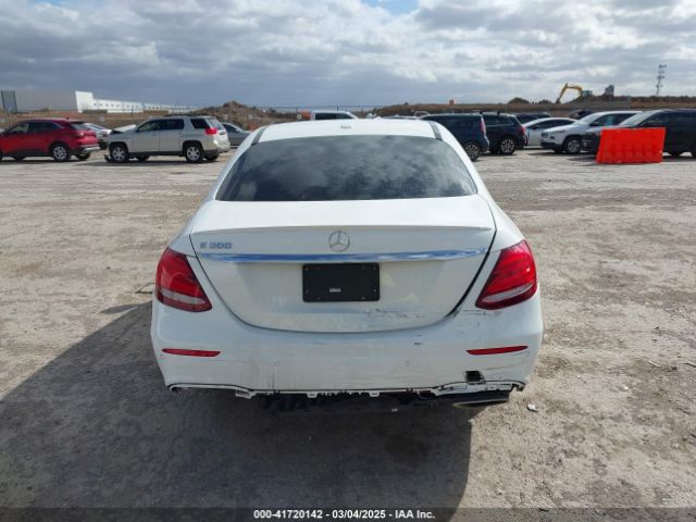 WDDZF4JB0KA512311 Mercedes-Benz E 300