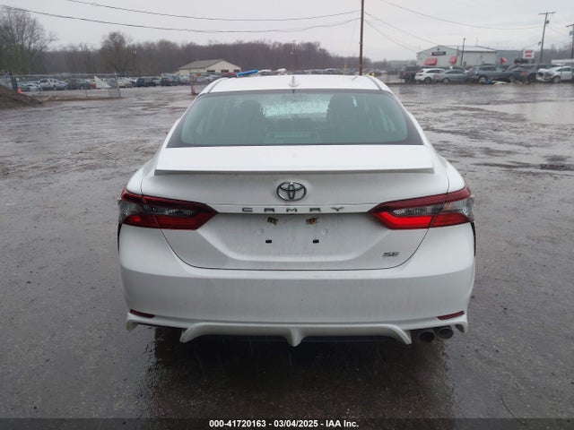 4T1G11AK9MU547733 Toyota CAMRY SE