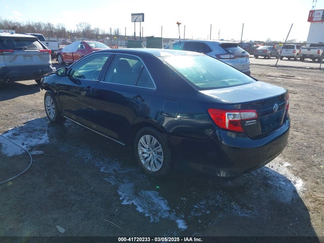 4T1BF1FK7EU303911 Toyota CAMRY LE
