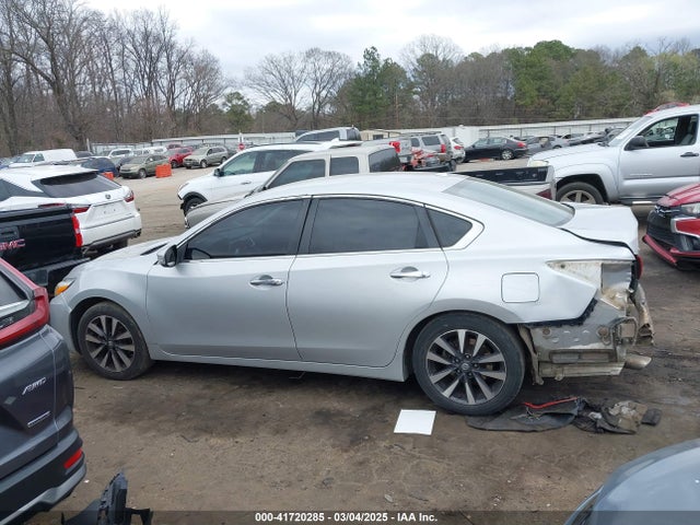 1N4AL3AP8HC174357 Nissan Altima 2.5 Sl