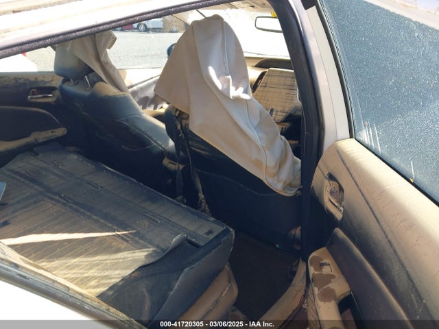 JTDKARFUXK3089629 Toyota Prius Limited