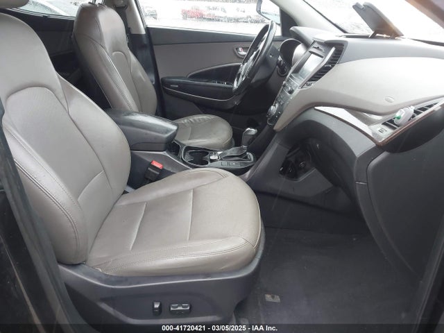 5NMZUDLB9HH049497 Hyundai Santa Fe Sport 2.4l
