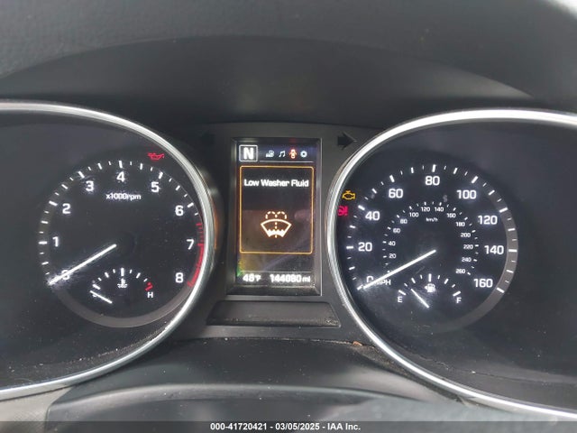 5NMZUDLB9HH049497 Hyundai Santa Fe Sport 2.4l