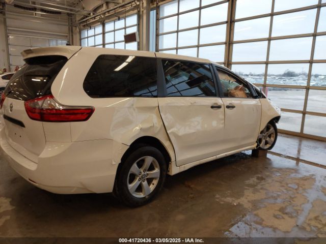 5TDZZ3DC0LS077956 Toyota Sienna L