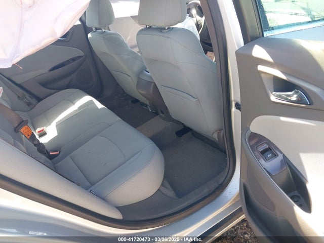1G1ZB5ST3JF103605 Chevrolet Malibu 1ls