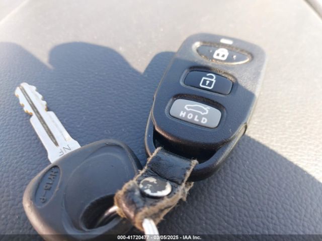 5NPD74LFXHH184558 Hyundai ELANTRA SE