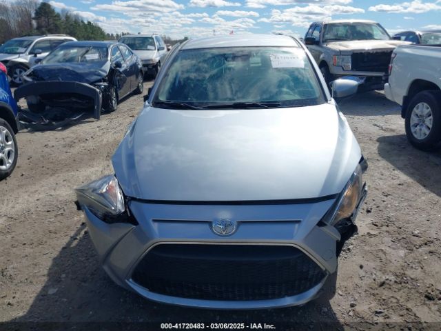 3MYDLBYV6LY706129 Toyota YARIS L