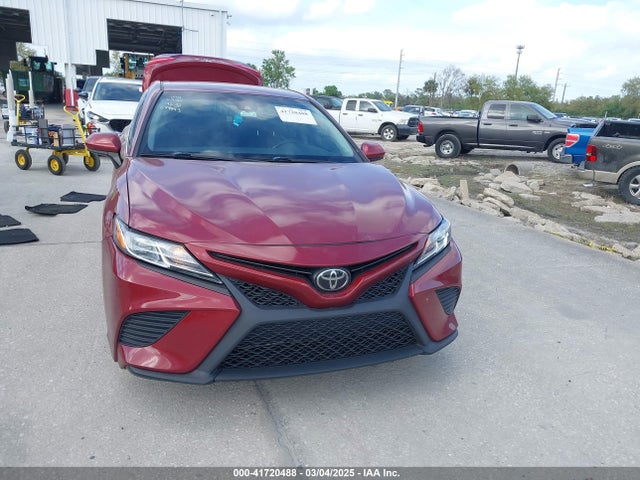 4T1B11HK7JU606113 Toyota CAMRY SE