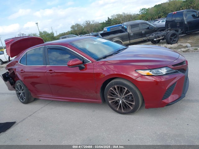 4T1B11HK7JU606113 Toyota CAMRY SE