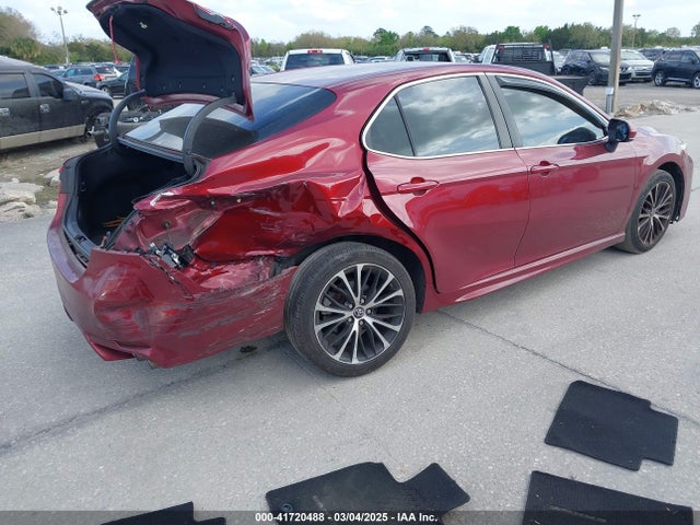 4T1B11HK7JU606113 Toyota CAMRY SE
