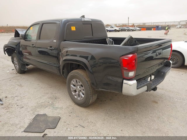 3TMAZ5CN1KM109632 Toyota Tacoma Sr5 V6