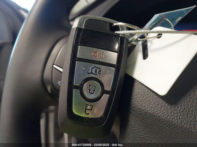 1FMCU0GNXPUA43407 Ford Escape Active