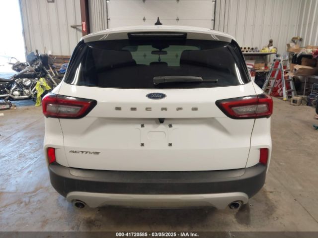 1FMCU0GNXPUA43407 Ford Escape Active