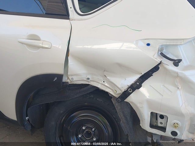 JN8BT3CA6PW425269 Nissan Rogue Sl Fwd
