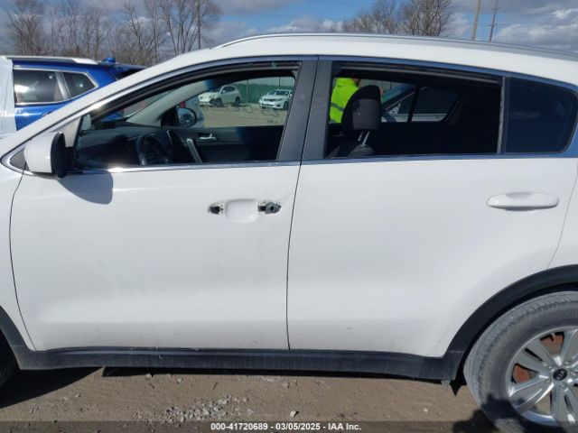 KNDPMCAC6H7085765 KIA Sportage Lx