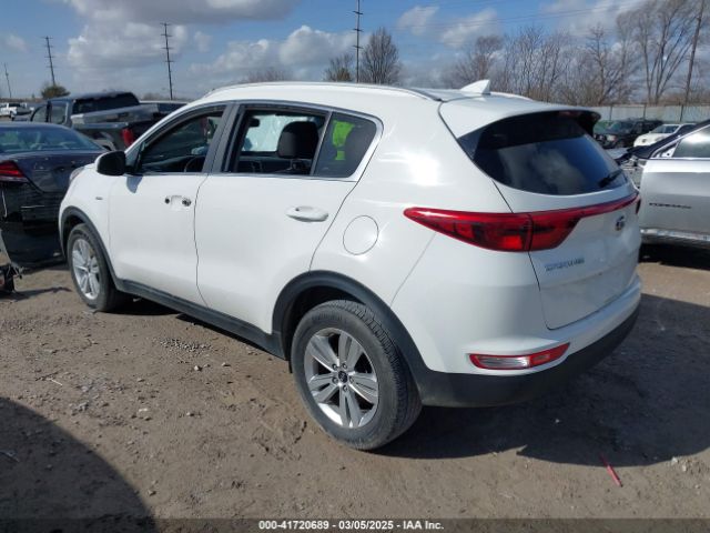 KNDPMCAC6H7085765 KIA Sportage Lx