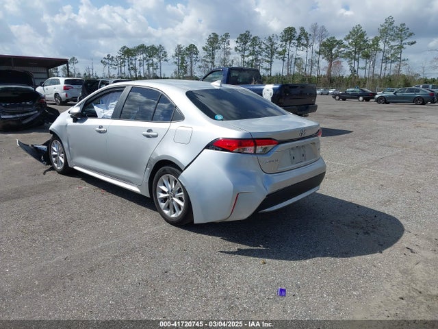 5YFVPMAE7NP373049 Toyota COROLLA LE