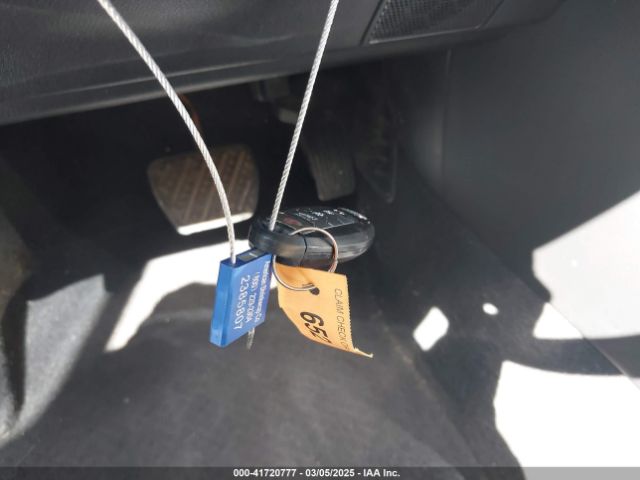 JN8AY2ND3K9087268 Nissan Armada Sl