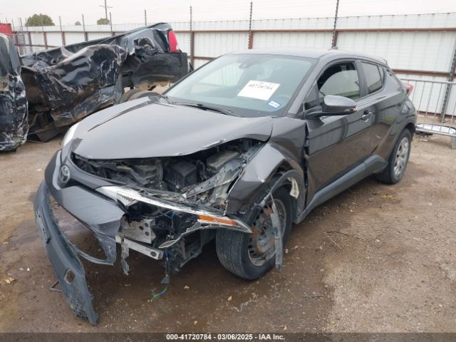 JTNKHMBX0L1073916 Toyota C-HR LE