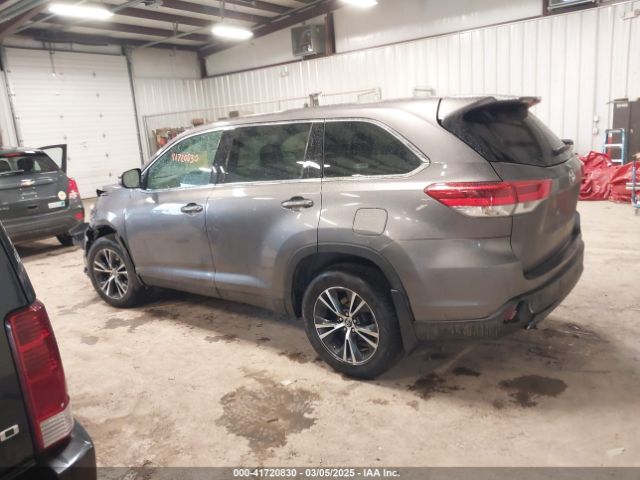5TDBZRFH2KS996255 Toyota Highlander Le