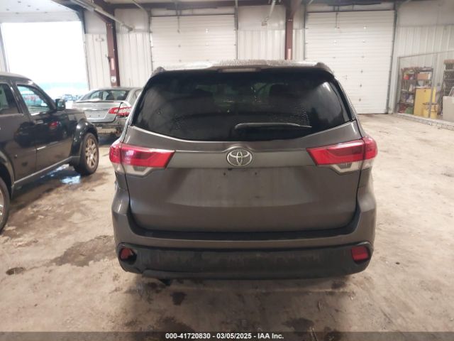 5TDBZRFH2KS996255 Toyota Highlander Le