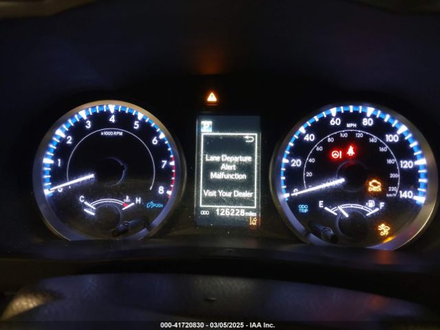 5TDBZRFH2KS996255 Toyota Highlander Le