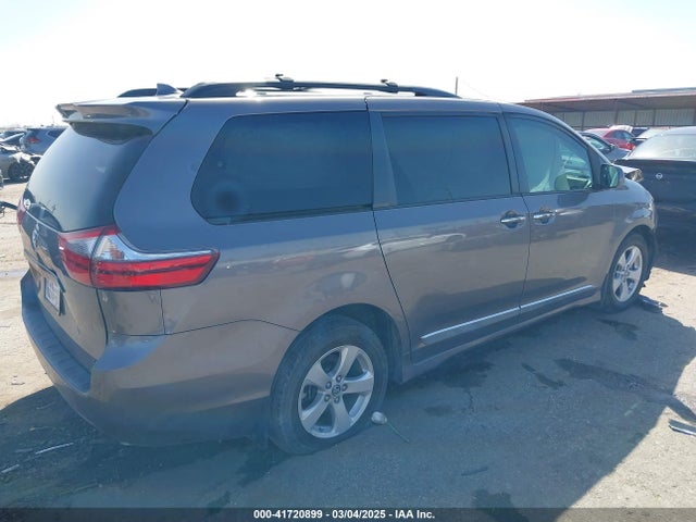 5TDKZ3DC3LS040255 Toyota SIENNA LE