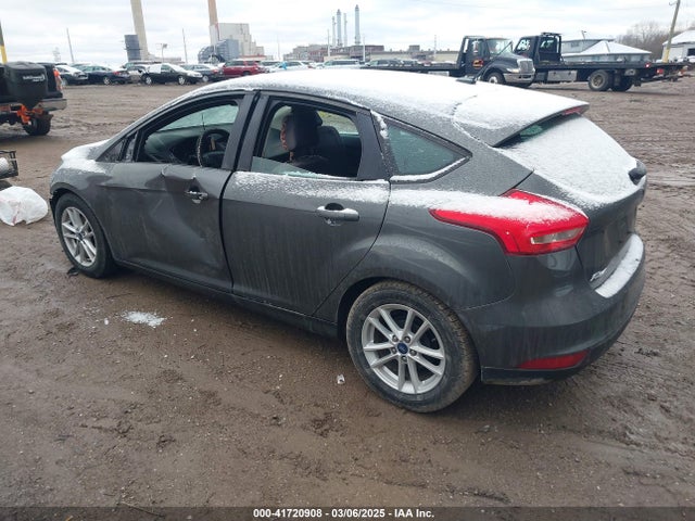 1FADP3K23JL239612 Ford FOCUS SE