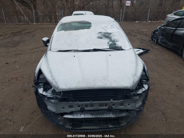 1FADP3K23JL239612 Ford FOCUS SE