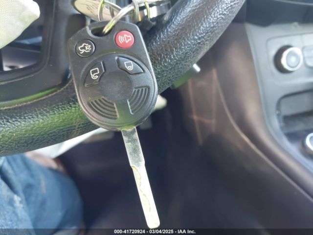 1FADP3F29GL304823 Ford FOCUS SE