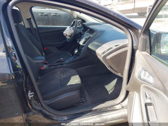 1FADP3F29GL304823 Ford FOCUS SE