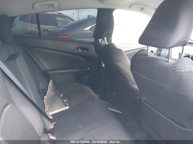JTDKBRFU3G3516895 Toyota Prius Two