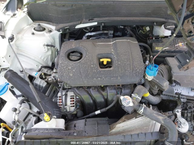 KNDERCAA8R7643849 KIA SELTOS EX