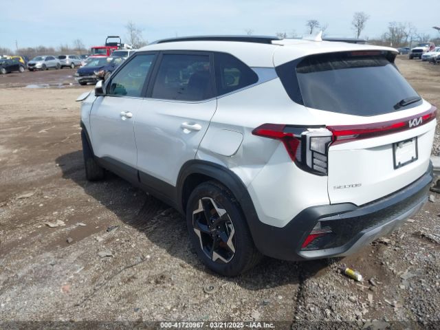 KNDERCAA8R7643849 KIA SELTOS EX