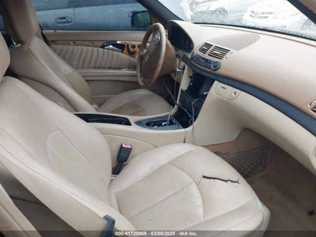 2007 MERCEDES-BENZ E 550 WDBUF72X87B086108 Photo 4