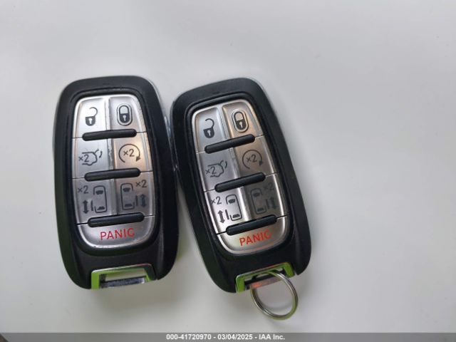 2C4RC1EG3HR633197 Chrysler Pacifica Touring-l Plus