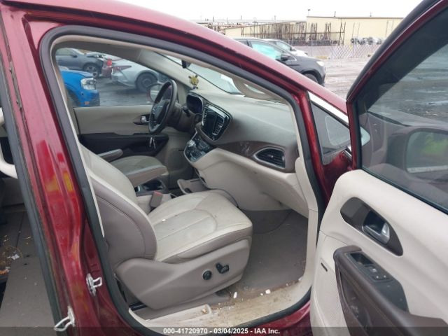 2C4RC1EG3HR633197 Chrysler Pacifica Touring-l Plus