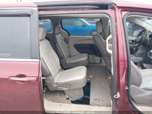 2C4RC1EG3HR633197 Chrysler Pacifica Touring-l Plus