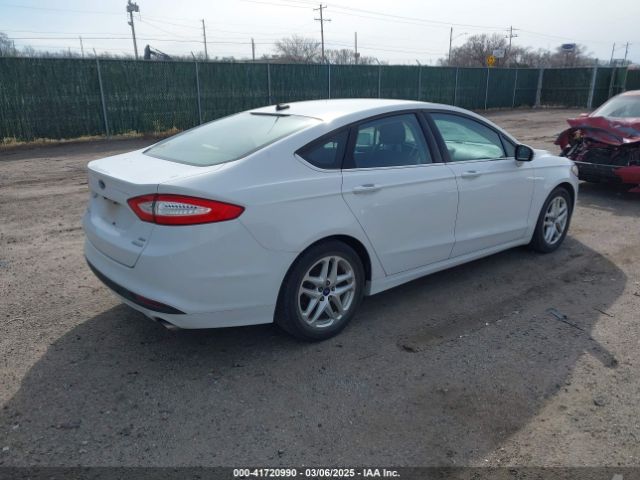 1FA6P0HD7F5131487 Ford FUSION SE