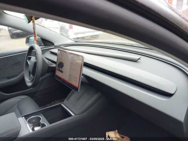 2024 TESLA MODEL 3 5YJ3E1EB2RF845235 Photo 4