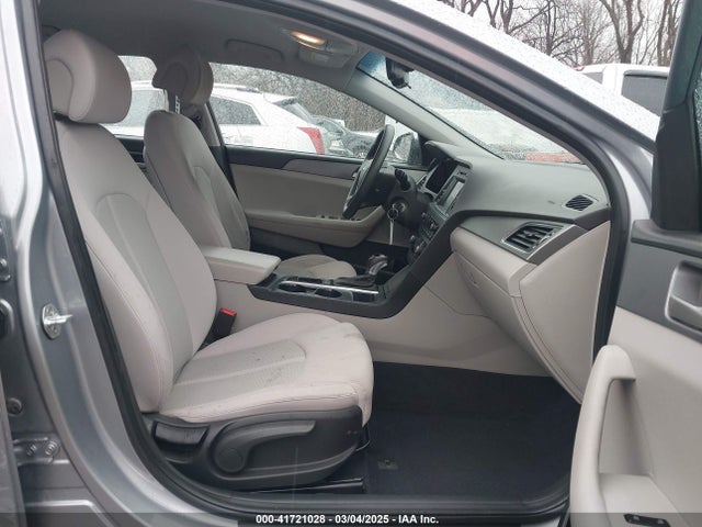 5NPE24AFXHH539993 Hyundai SONATA SE