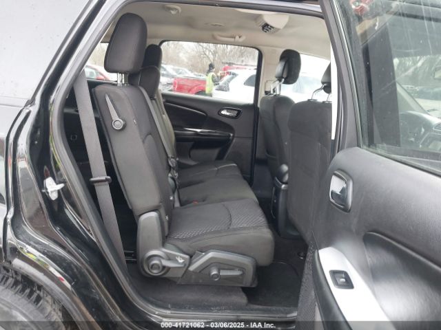 3C4PDCBB8KT844800 Dodge JOURNEY SE