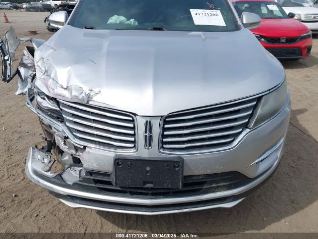 5LMCJ3D98HUL54981 Lincoln Mkc Reserve