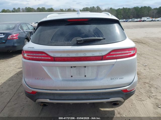 5LMCJ3D98HUL54981 Lincoln Mkc Reserve