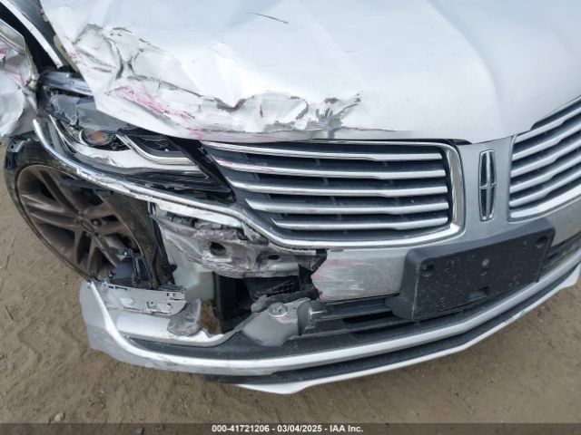 5LMCJ3D98HUL54981 Lincoln Mkc Reserve