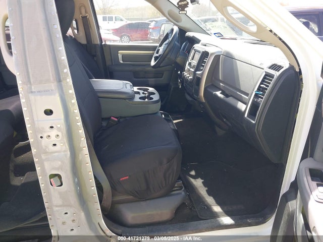 1C6RR6LG9FS721785 RAM 1500 Slt