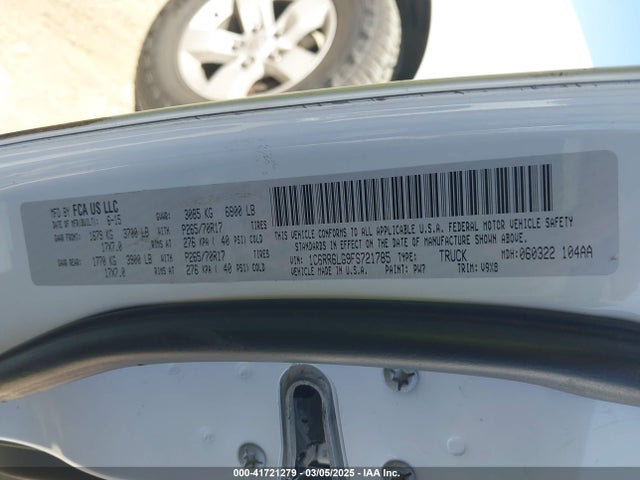 1C6RR6LG9FS721785 RAM 1500 Slt